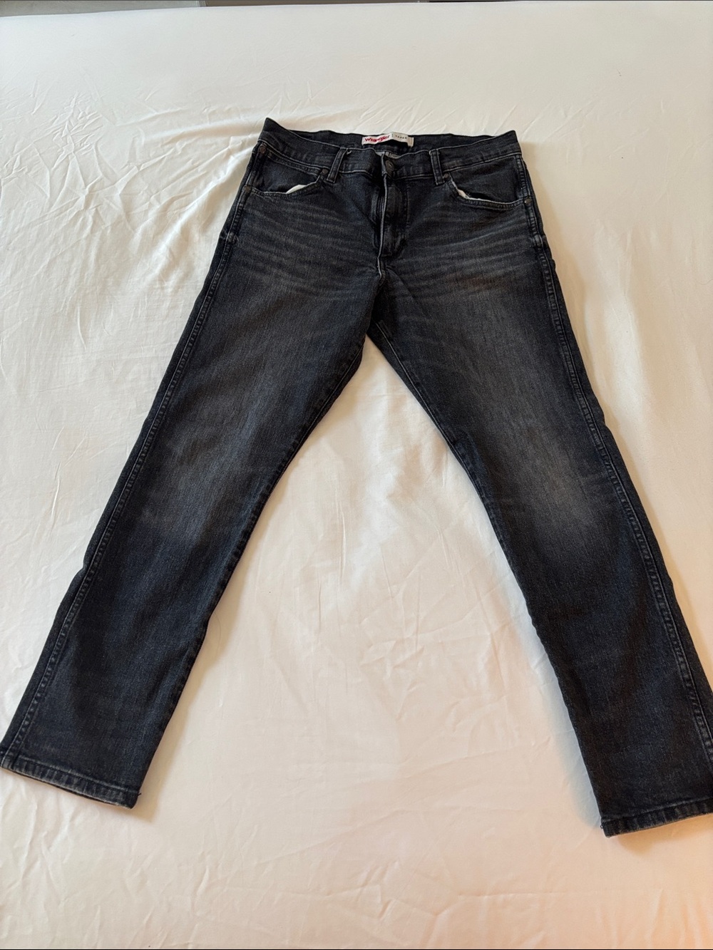 Wrangler Men's Dark Gray Regular Taper Jeans 32x30